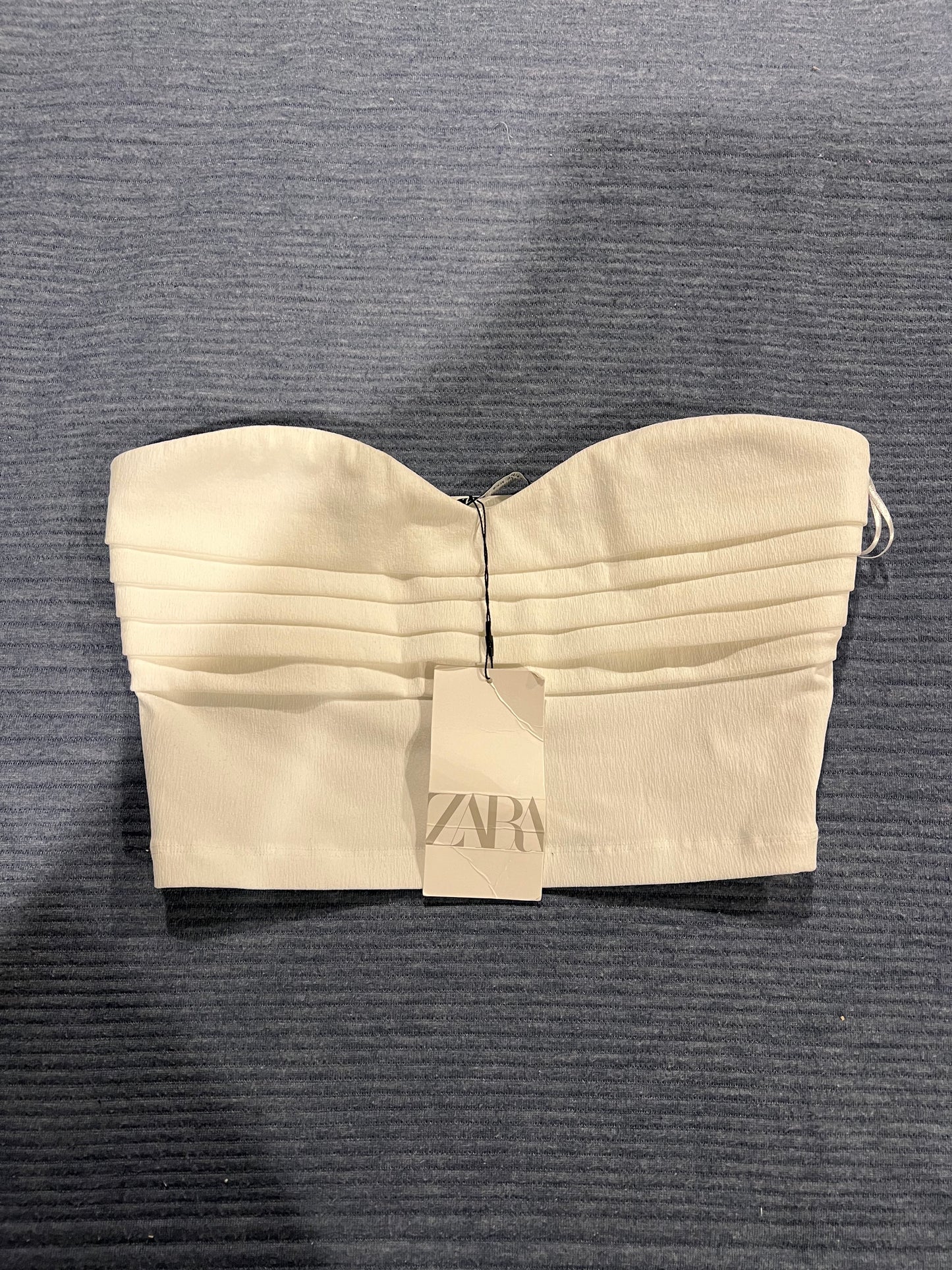 Zara Sweetheart Line Top