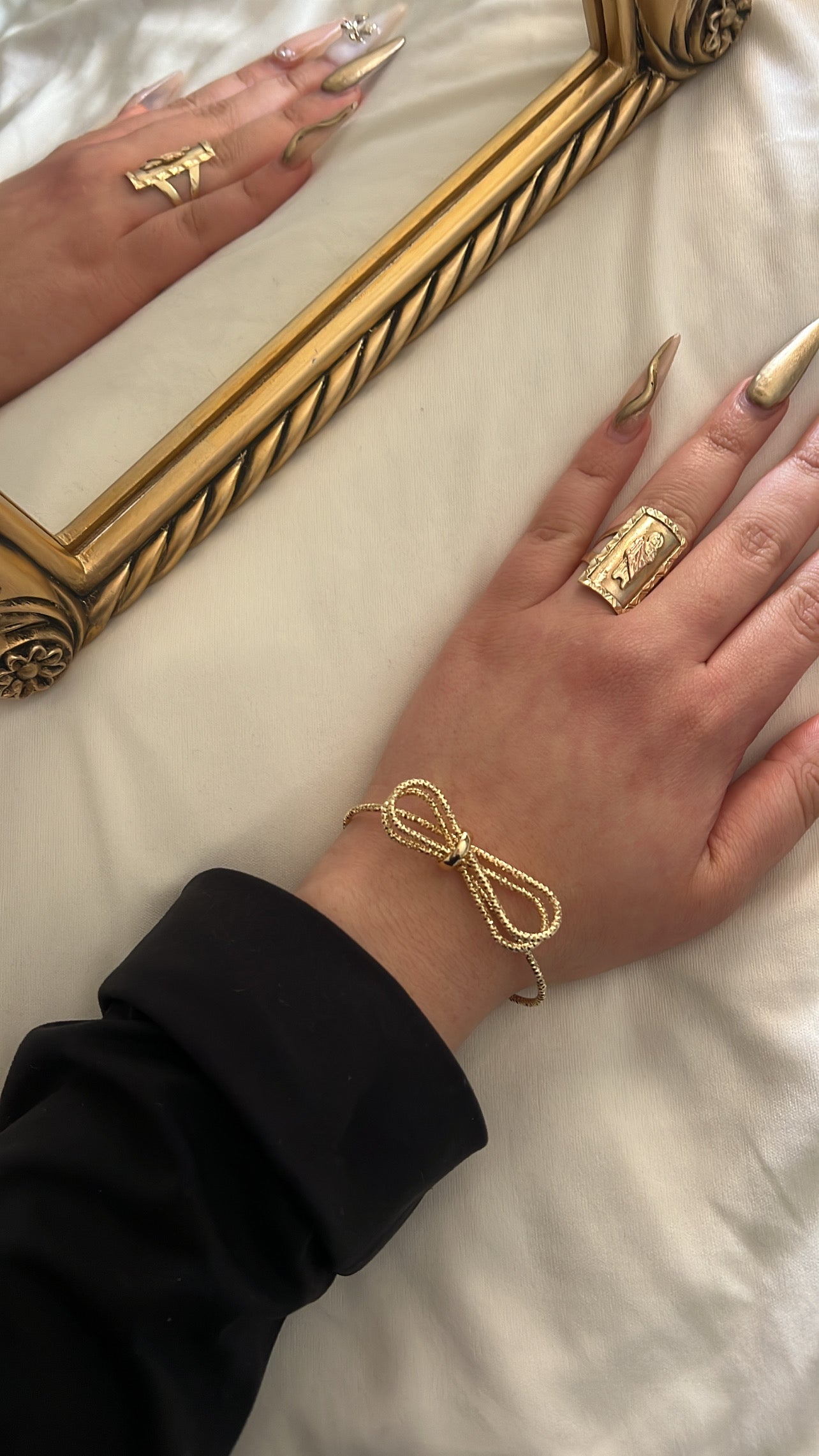 Gold Bow Bracelet