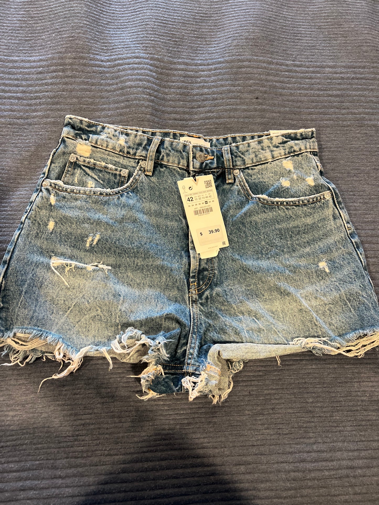 Zara Dark Denim Wash Shorts