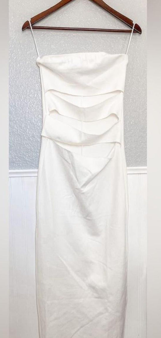 Zara White Cut Out Dress Chelle's Boutique Zara White Cut Out Dress Chelle's Boutique