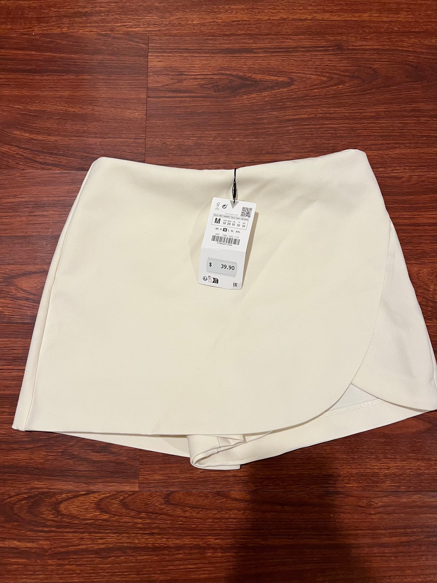 Zara White Skort