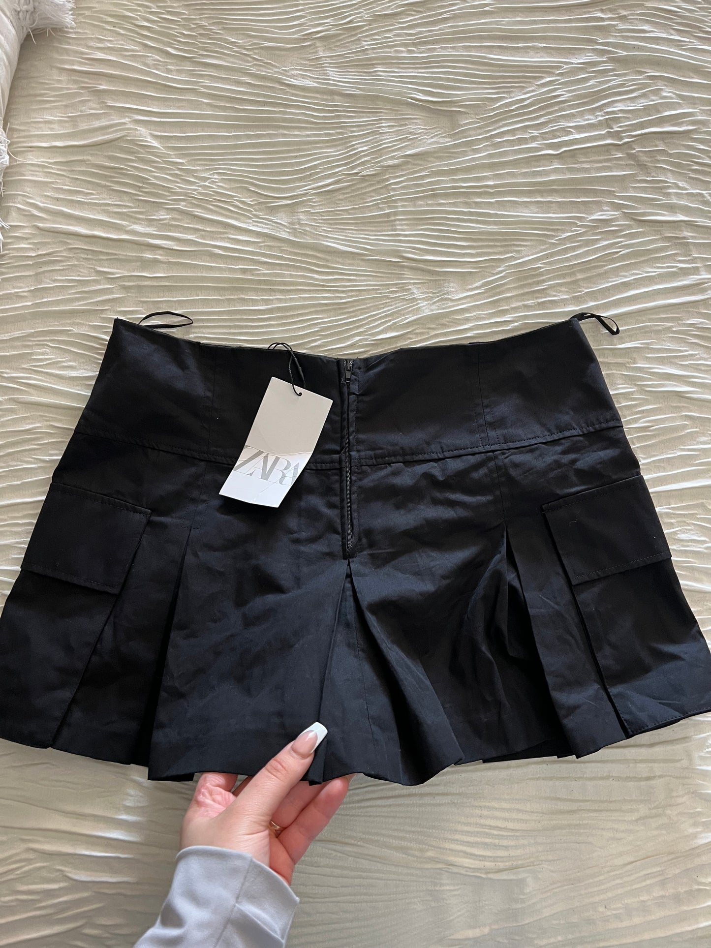 New Black Zara Skirt