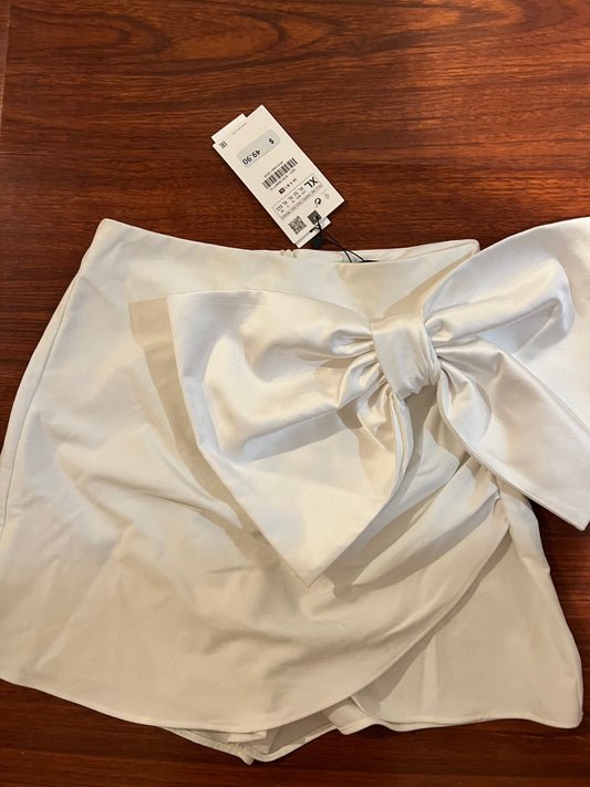 Zara White Bow Skirt