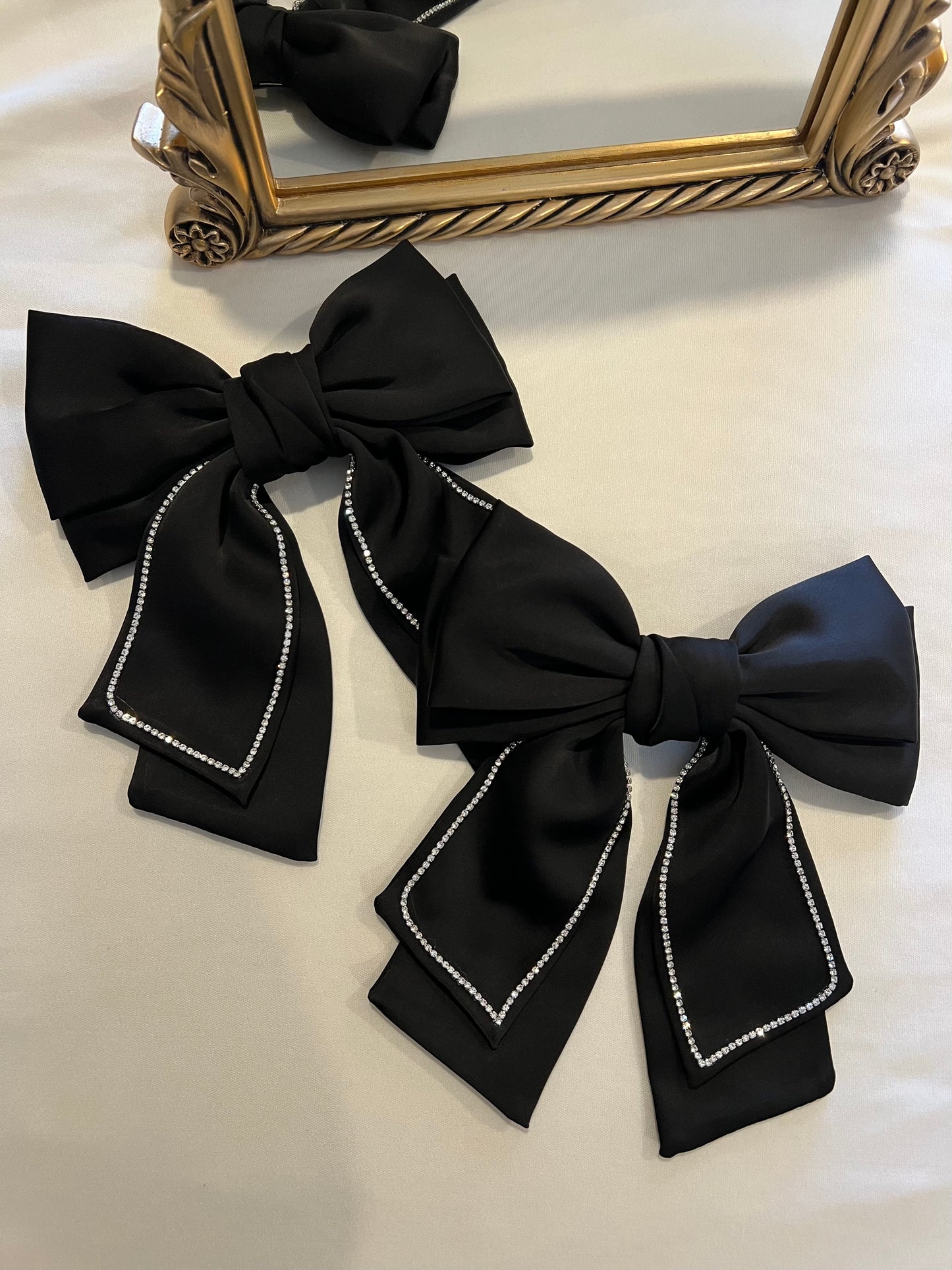 “ It Girl” Bows