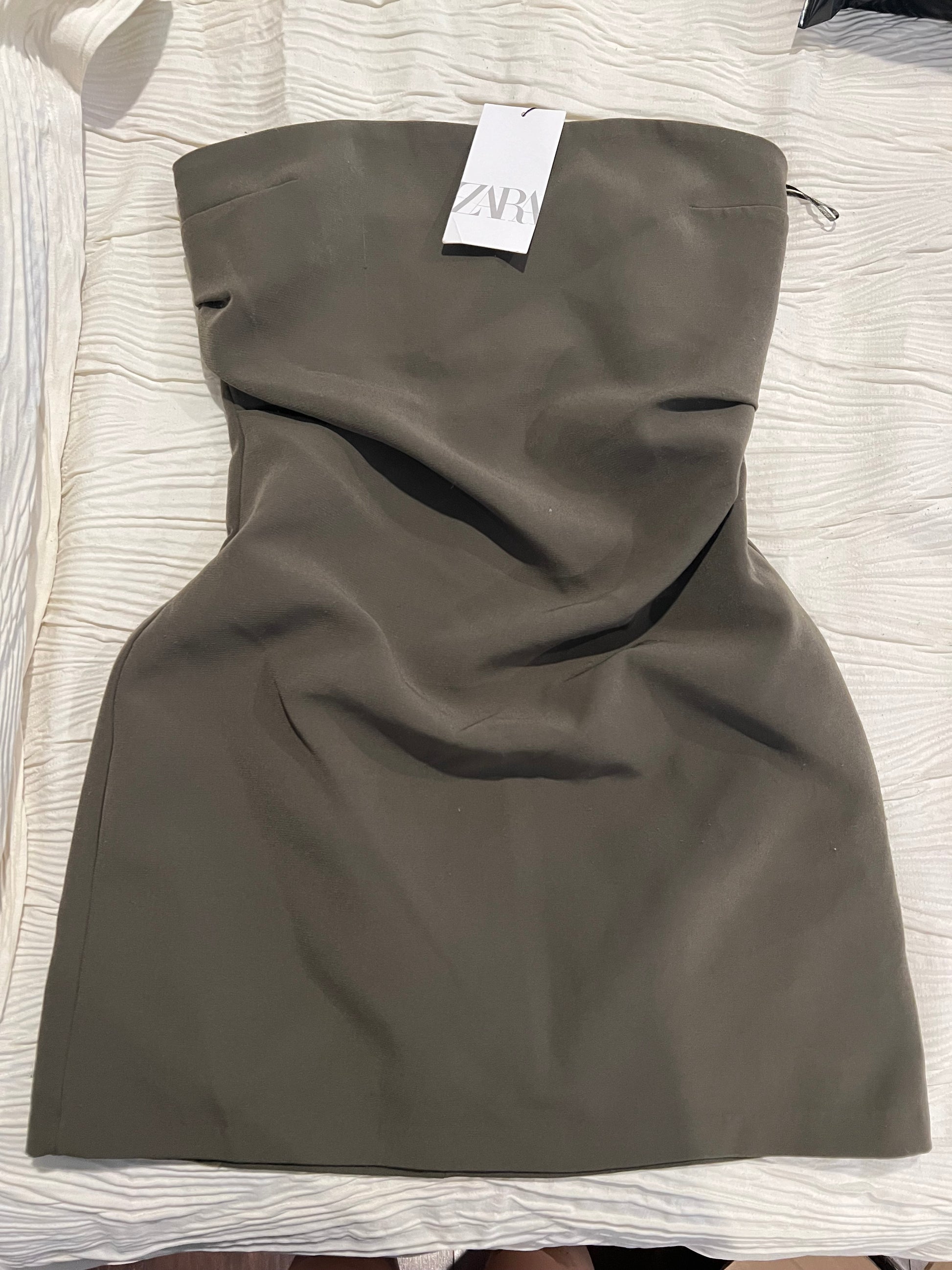 Zara Green Rouched Dress Chelle's Boutique Zara Green Rouched Dress Chelle's Boutique
