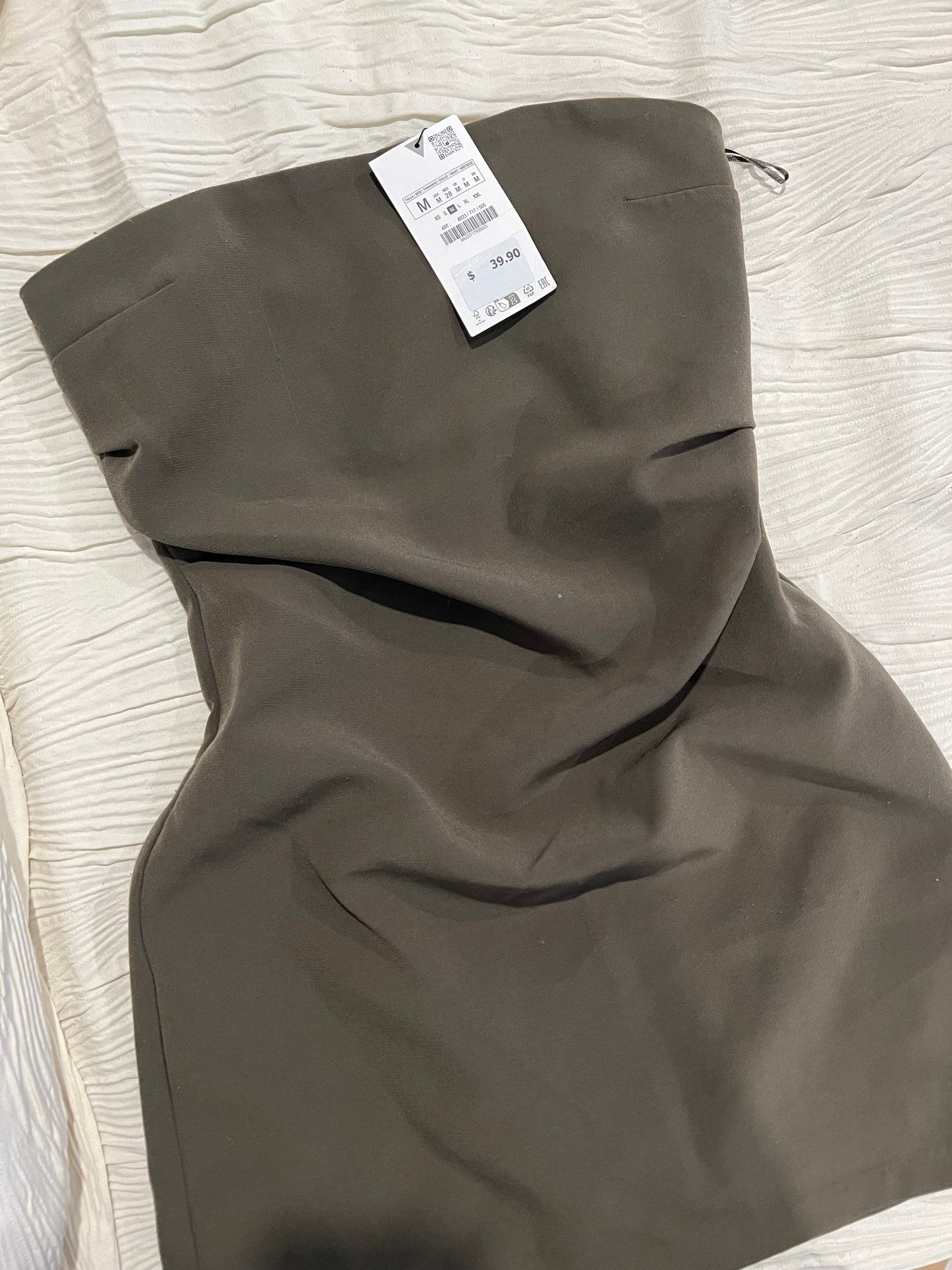 Zara Green Rouched Dress Chelle's Boutique Zara Green Rouched Dress Chelle's Boutique