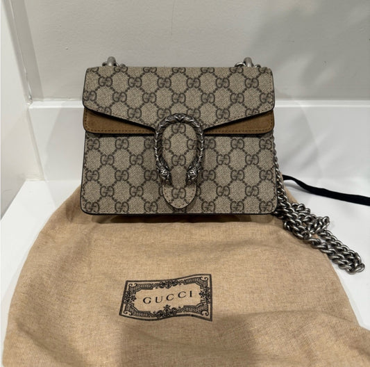 Gucci Dionysus GG Supreme Mini
Bag