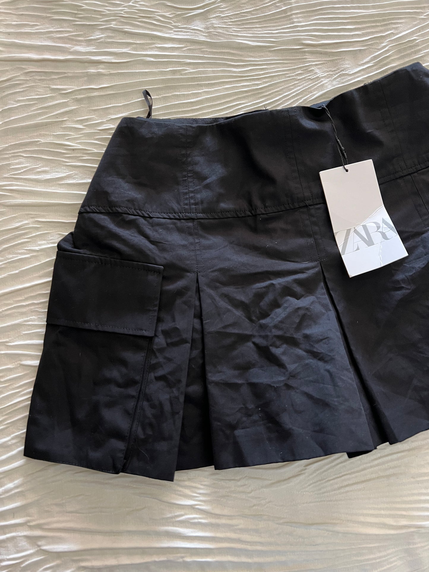 New Black Zara Skirt