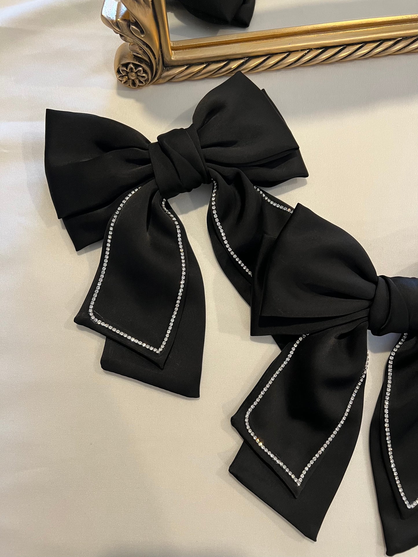 “ It Girl” Bows