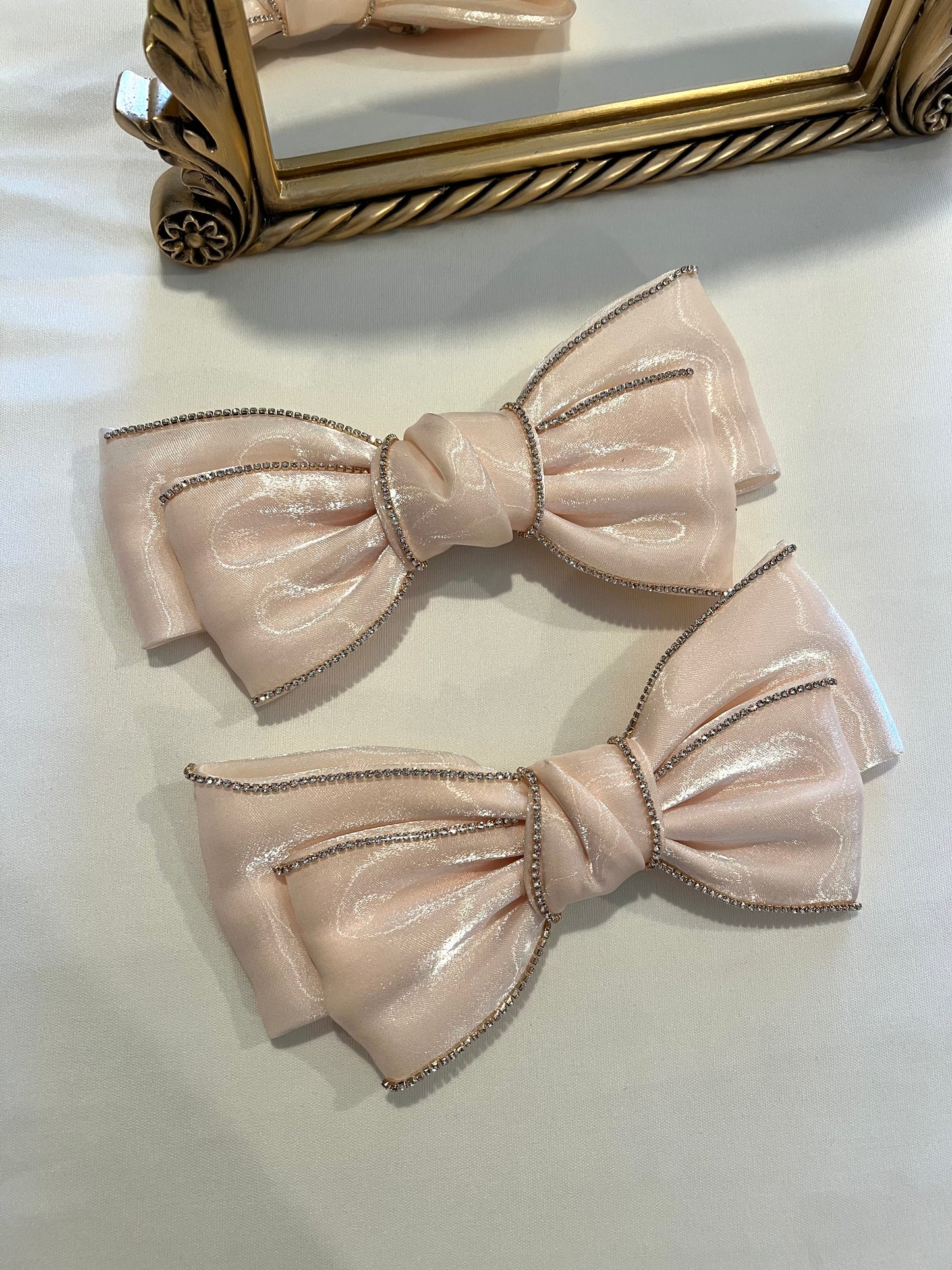 Light Pink “ IT GIRL” bows